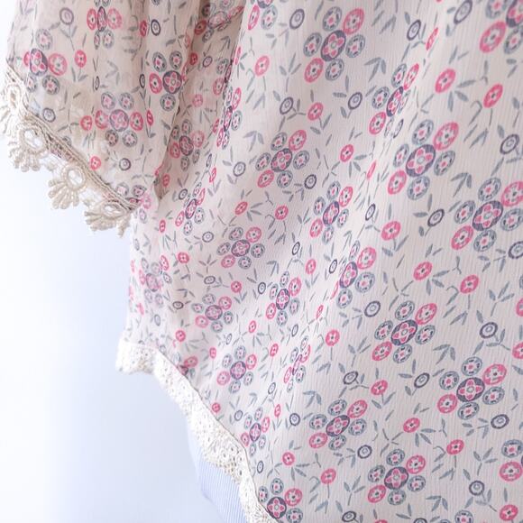 Free People Floral Semisheer Blouse Small, Tan Pink Flowers, Crochet Trim, Boho - Picture 6 of 10